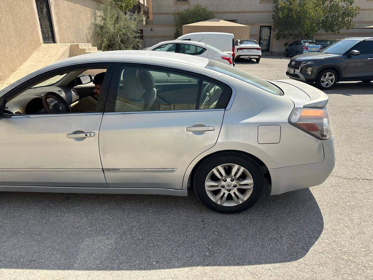 Riyadh, Vehicles, Cars & Trucks , SAR 13000,  Nissan Altima,  2010,  Automatic,  258290 KM,  Good Car For Sale