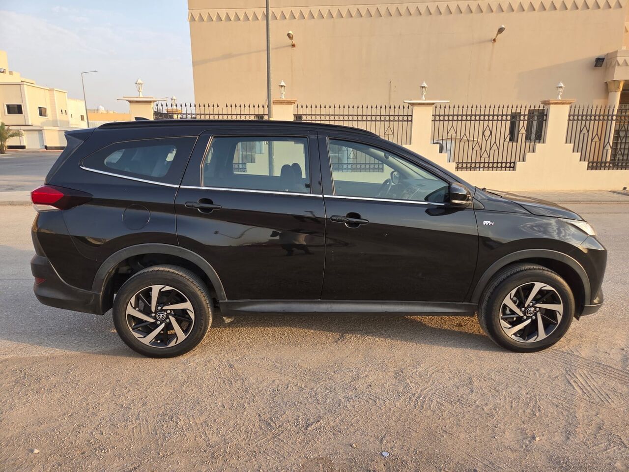 Riyadh, Vehicles, Cars & Trucks , SAR 59000,  Toyota Rush,  2023,  Automatic,  79 KM,   S  | Genuine Condition | 7 Seater | Low Mileage
