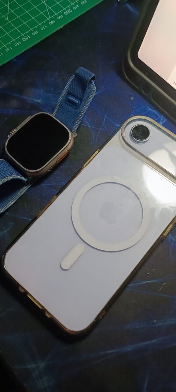 Al Sahafa, Mobile Phones, SAR 6200,  Iphone Air 256 With Box /Apple Ultra3 Watch With Box Negotiable