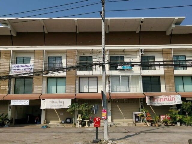 Bangkok, Real Estate For Sale, THB 1574000,  6 BR,  18 Sq. Feet,  2-story Commercial Building For Sale, Ton Pao Subdistrict, San Kamphaeng District. Chiang