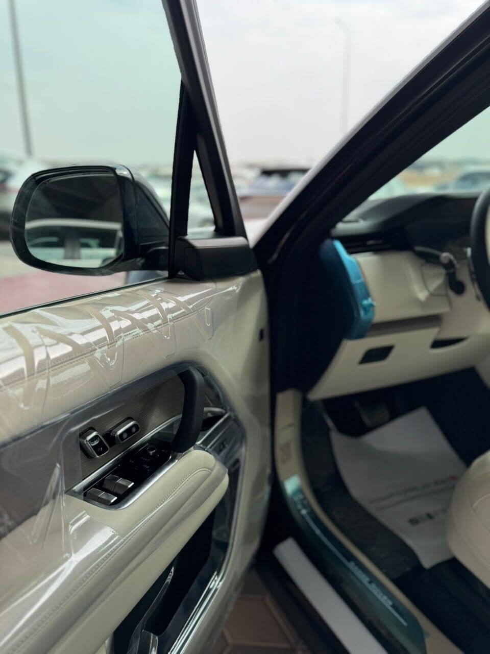 Al Qadisiyah, Vehicles, Cars & Trucks , SAR 685000,  Range Rover HSE V6,  2026,  Automatic,  10 KM,