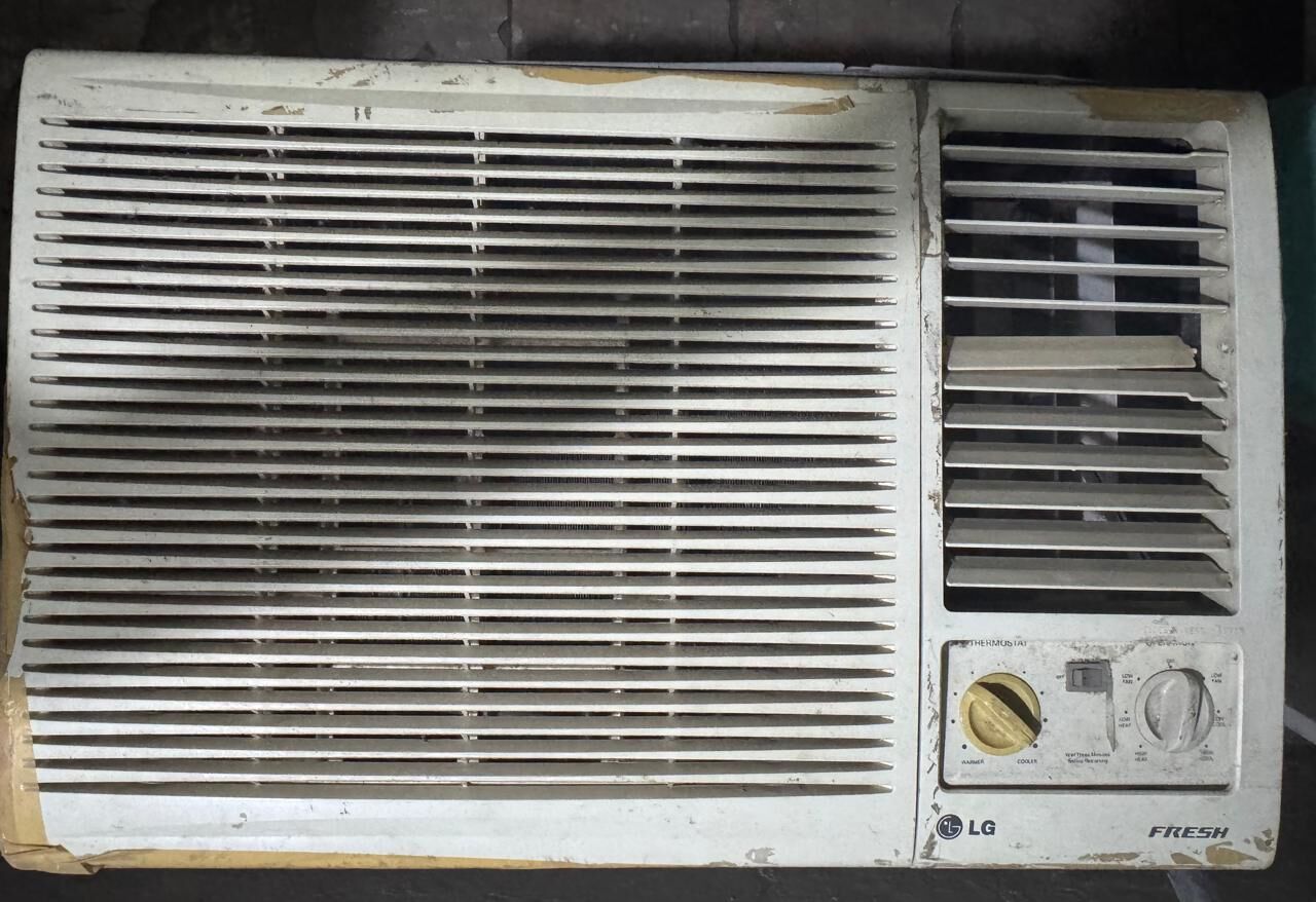 Hara, Air Conditioners, SAR 550,  Window ACs &ndash; Gibson Brand & Carrier(Good Condition)