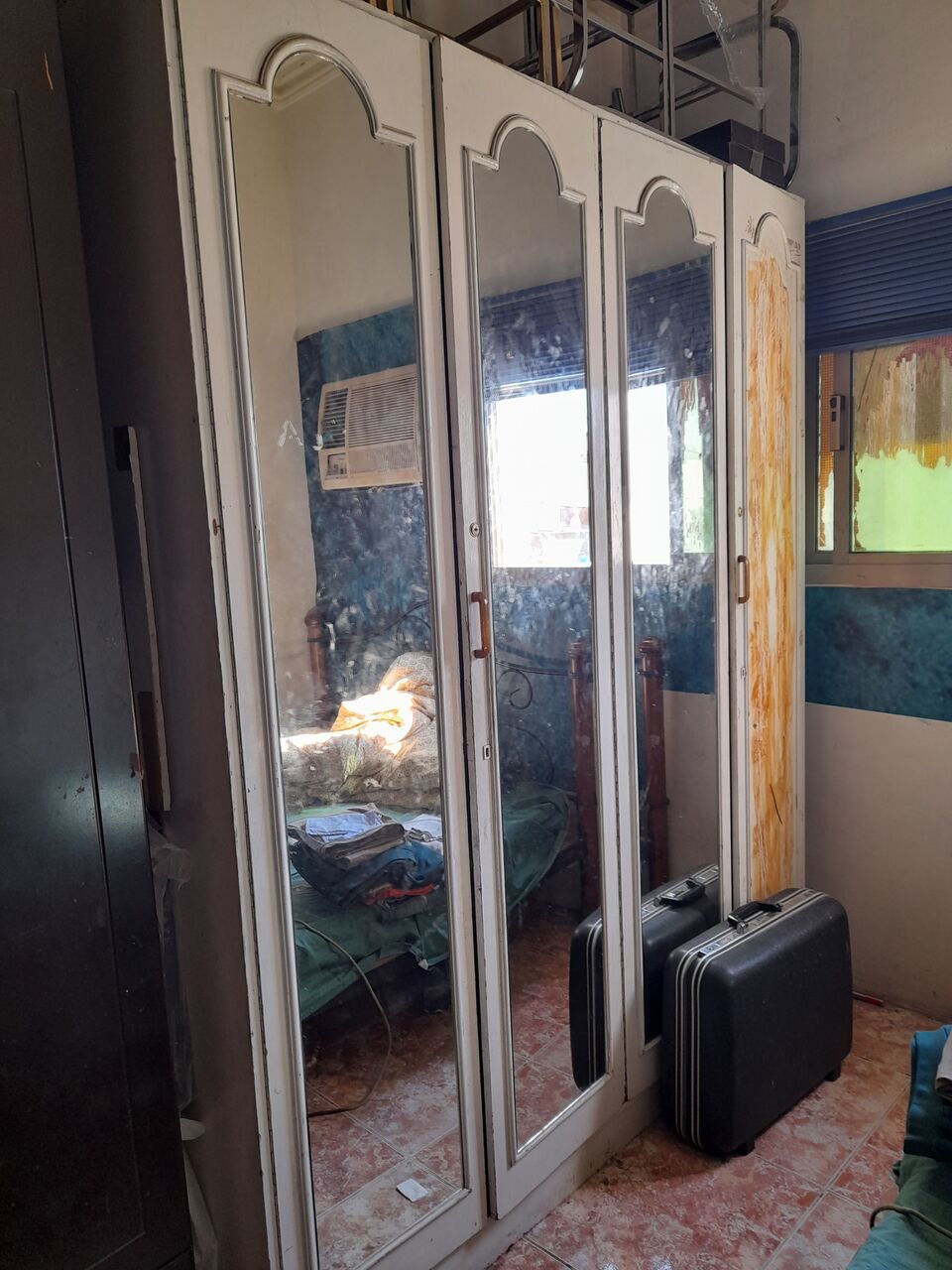 Gudaibiya, Household Items, BHD 1,  4 Door Cupboard For Free