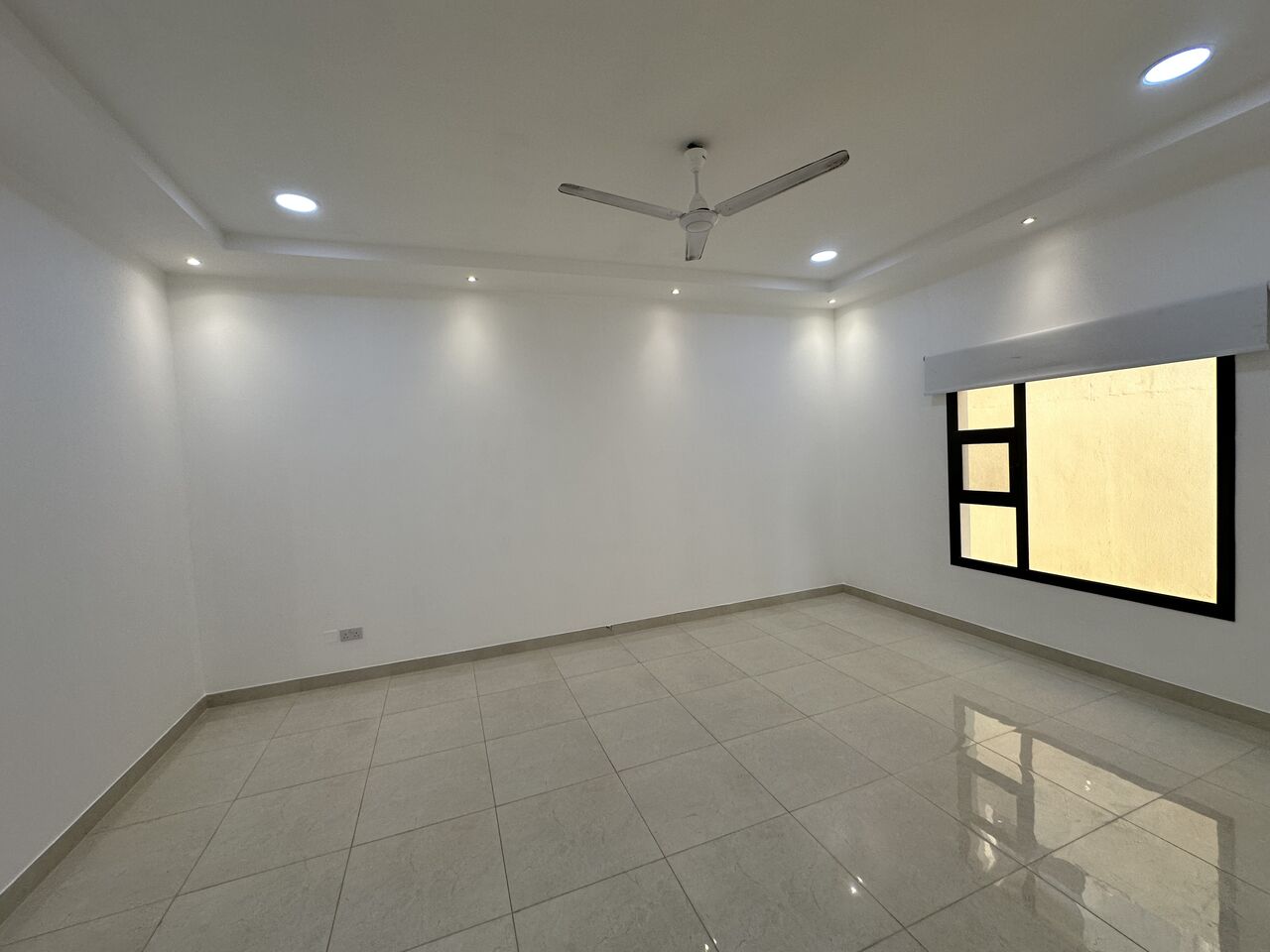 Manama, Villas, BHD 450,  400 Sq. Meter,  Semifurnished Villa For Rent In Jurdab