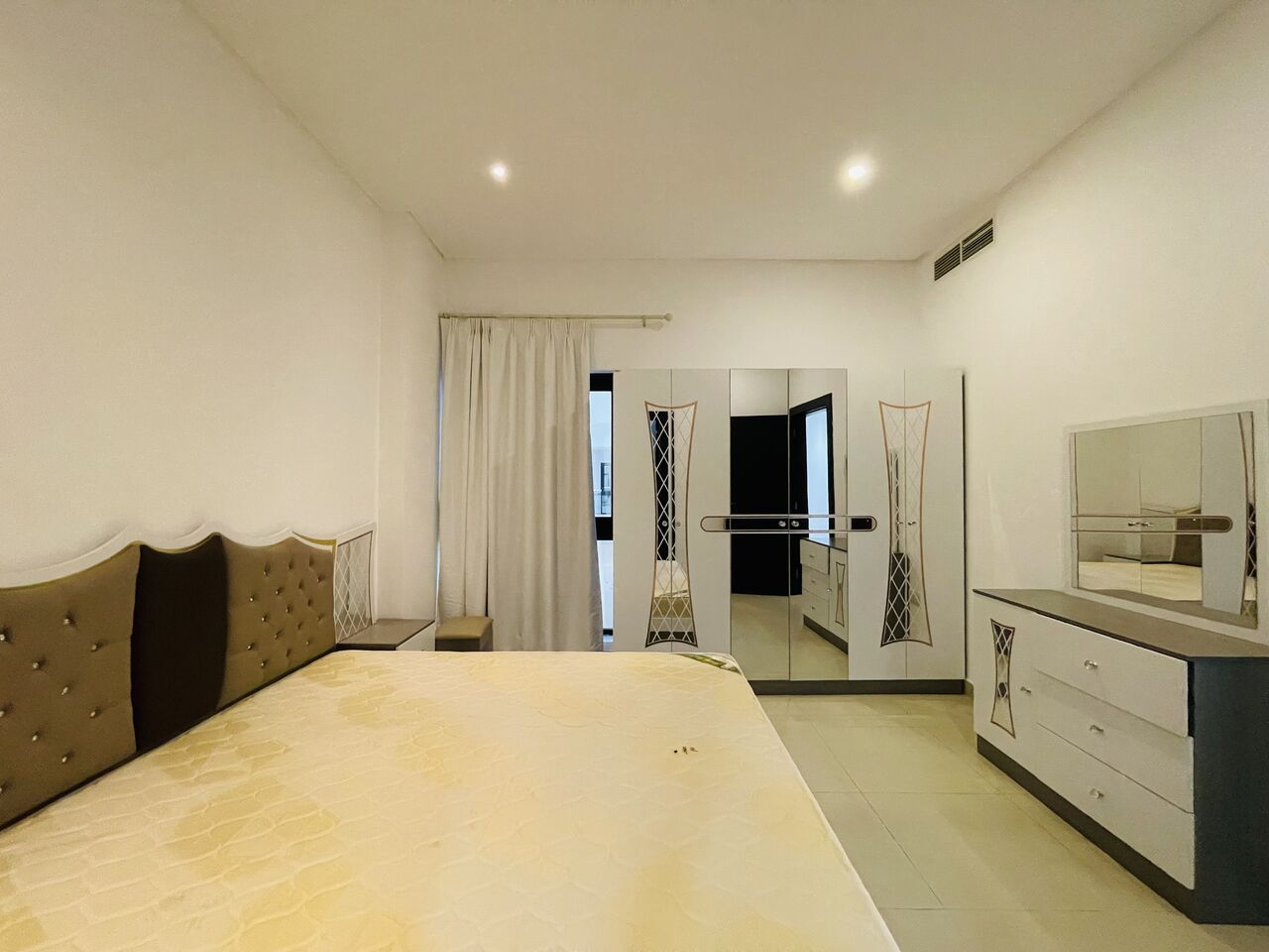 Juffair, Apartments, Flats, Houses & Villas, BHD 250/month,  Furnished,  1 BR,  75 Sq. Meter,  Spacious 1BHK For Rent 250BD Inclusive . Limited Units Available
