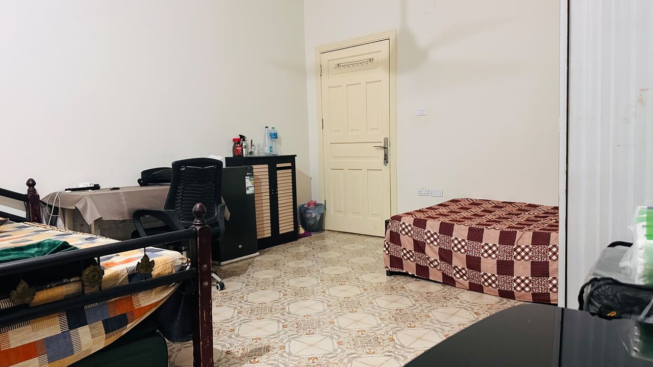 Al Aziziyah, Rooms for Rent, SAR 1300/month,  A Spacious And Fully Furnished Room Is Available For Rent In The Prime Location