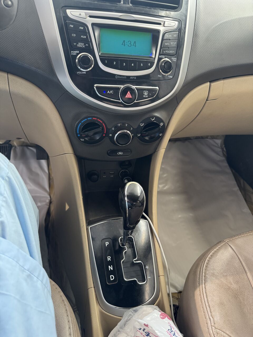 Jeddah, Vehicles, Cars & Trucks , SAR 18300,  Hyundai Accent,  2015,  Automatic,  499 KM,    Full Option With Original Two Remote Keys
