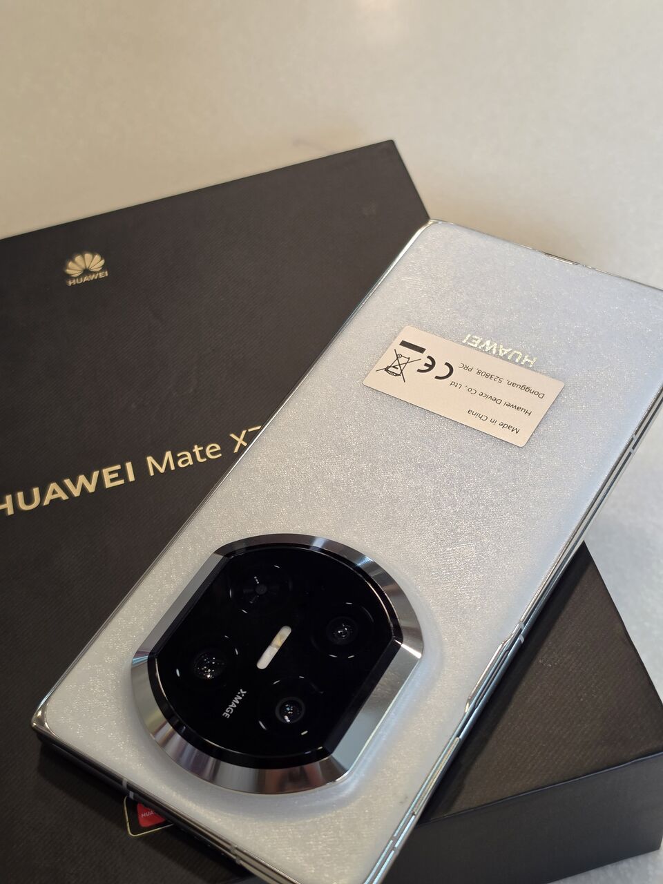 Dammam, Mobile Phones, SAR 3500,  Huawei Mate X6 512 GB