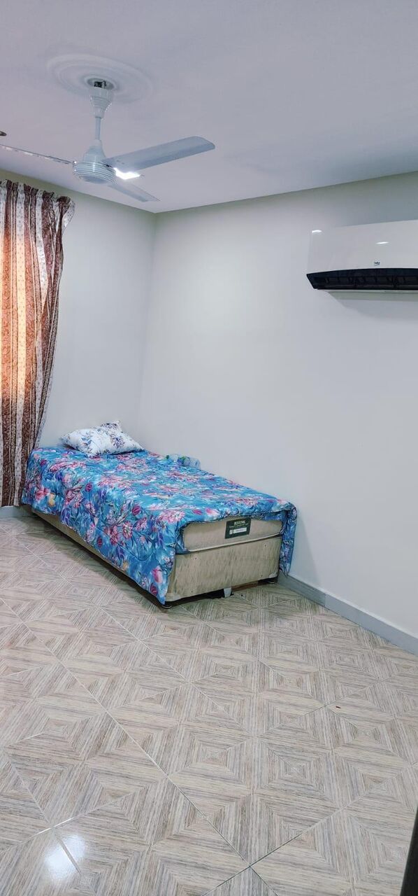 Al Seef, Apartments, Flats, Houses & Villas, BHD 140/month,  Furnished,  1 BR,  ROOM FOR RENT