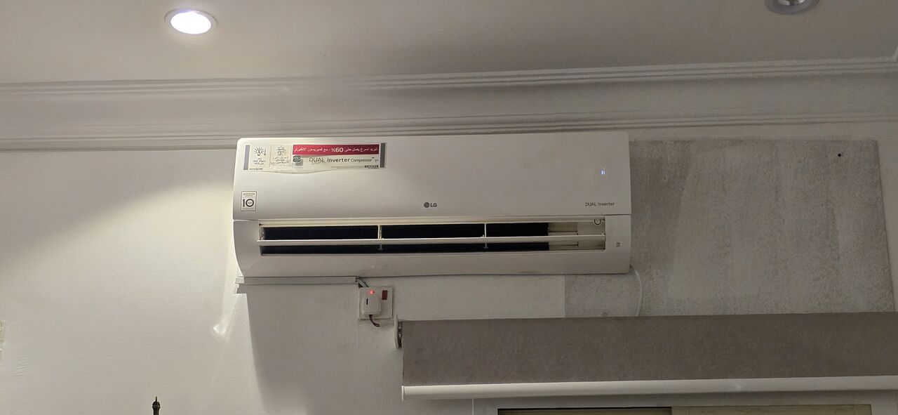 Khobar, Air Conditioners, SAR 1200,  LG 2 Ton Split AC Inverter & 1.5 Ton Split AC