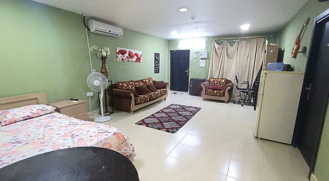 Gudaibiya, Apartments, Flats, Houses & Villas, BHD 170/month,  Furnished,  Studio,  Fully Furnished Studio With Unlimited Ewa In Gudaibiya,Lift,Neat & Clean Flat @ 35547951
