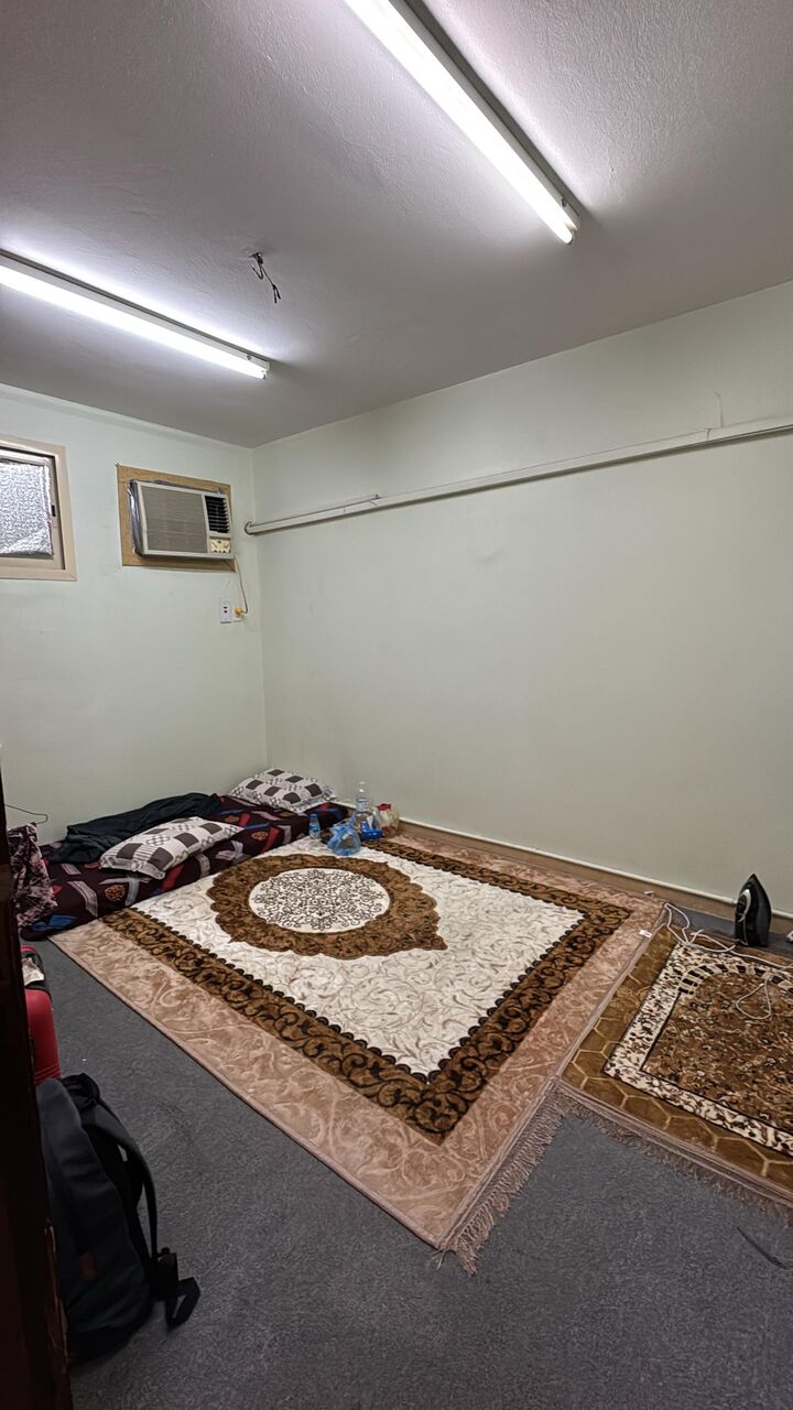 Khobar, Rooms for Rent, SAR 800/month,  Room Available For 2 Months In Furnished Ground Floor 2BHK Apartment, Aqrabia.