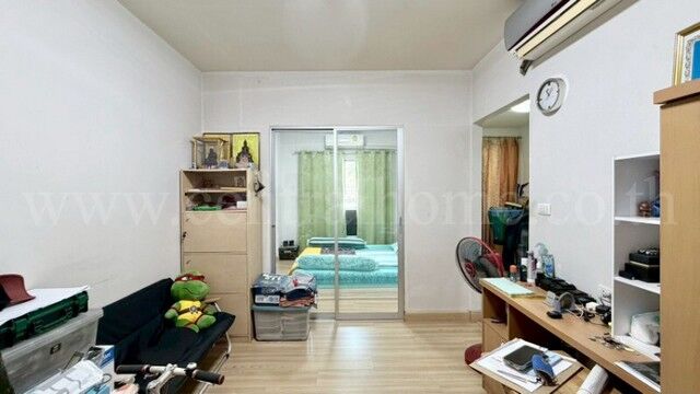 Bangkok, Real Estate For Sale, THB 850000,  1 BR,  28 Sq. Meter,  Urgent Sale, Condo The Kith Chaengwattana, Cheap Price, Near Central Chaengwattana.