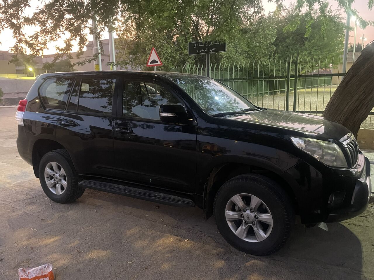 Riyadh, Vehicles, Cars & Trucks , SAR 65,  Toyota Prado XLT,  2012,  Automatic,  273000 KM,  -