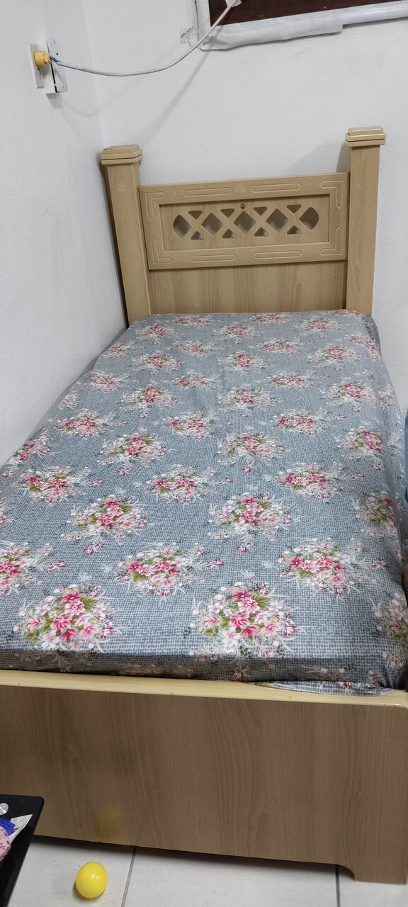 Al Khobar Al Shamalia, Furniture, SAR 300,  Small Bed And Sofa Set For 5 Persons