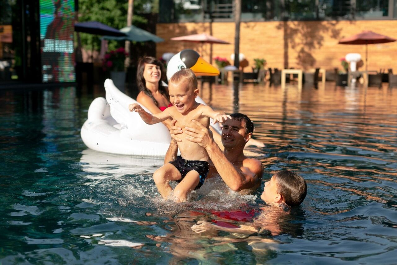 New York, Restaurants, Lake Havasu Family Resort For Fun | Havasu Springs Resort