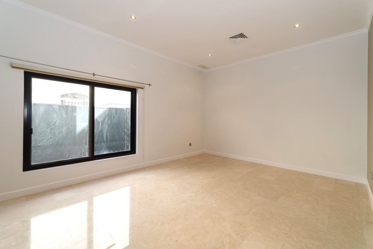 Salwa, Apartments, Flats, Houses & Villas, KWD 1200/month,  3 BR,  Salwa &ndash; Gorgeous, Sunny Three Bedroom Floor W/ Large Terrace