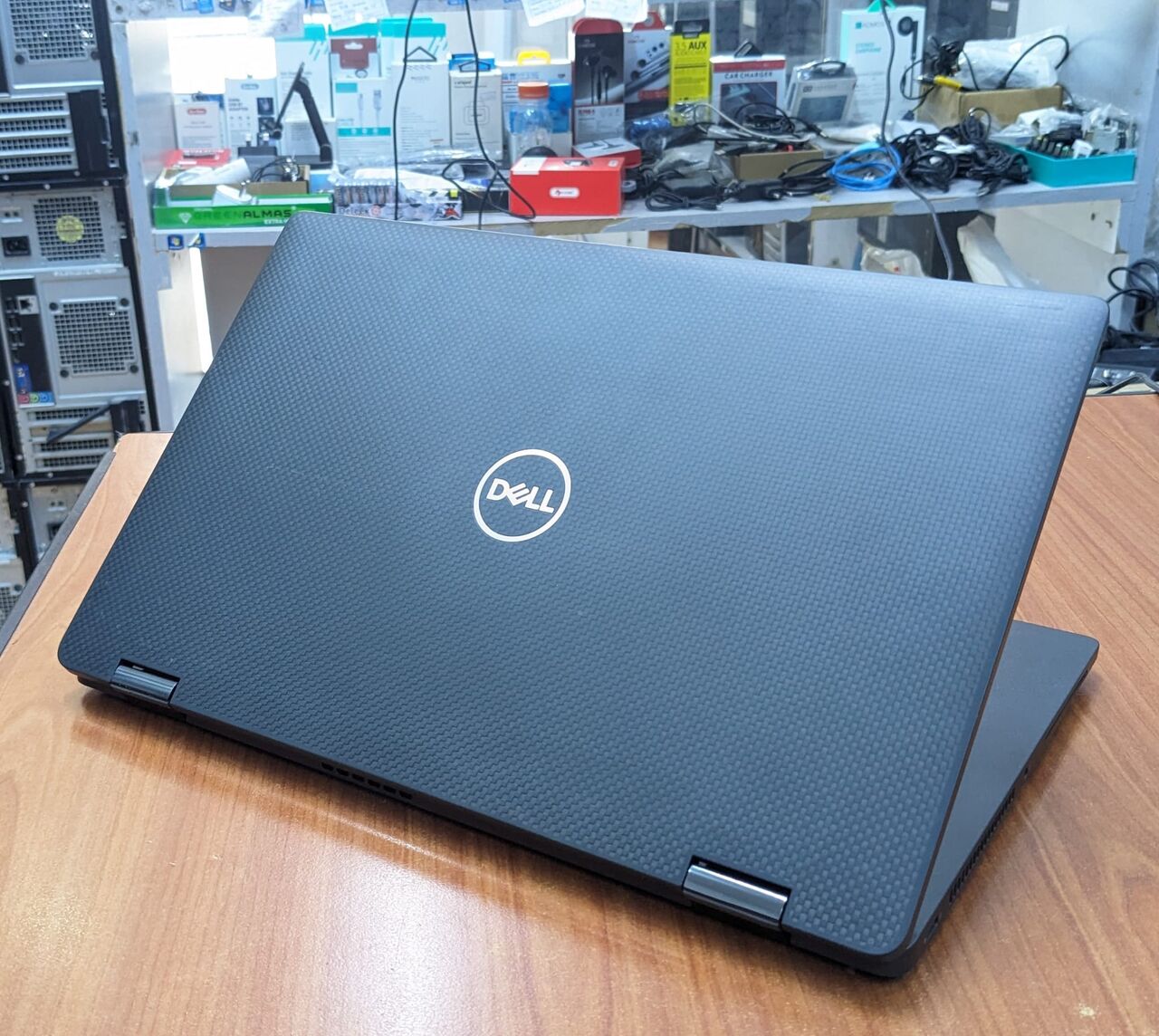 Muharraq, Electronics, BHD 138,  DELL Core I7 8th Generation Touch Laptop + Tablet 16GB DDR4 RAM SSD 512GB 14" Touch Screen