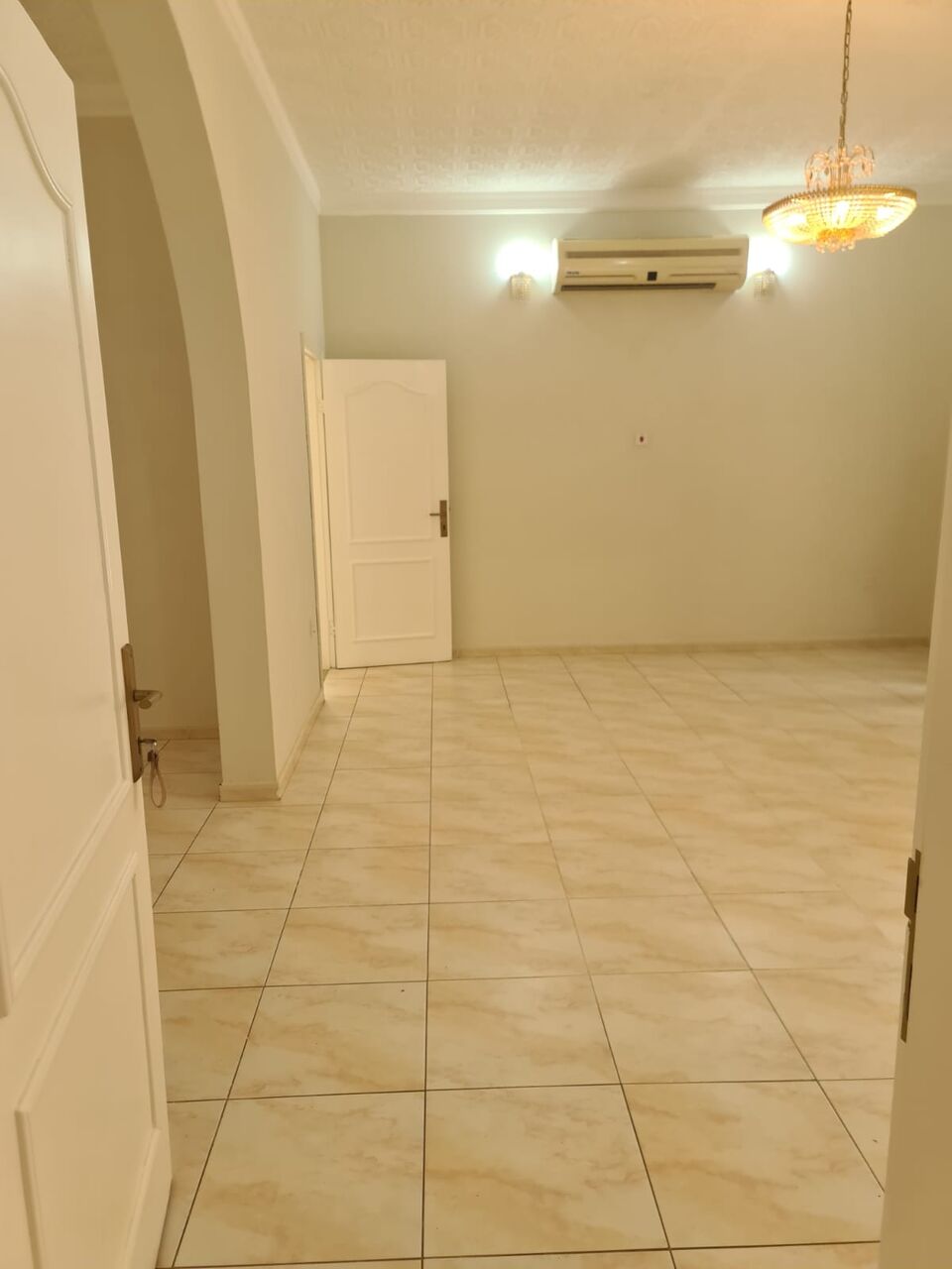 East Riffa, Villas, BHD 580,  A Fully Air-conditioned Villa For Rent In Riffa Buquwara