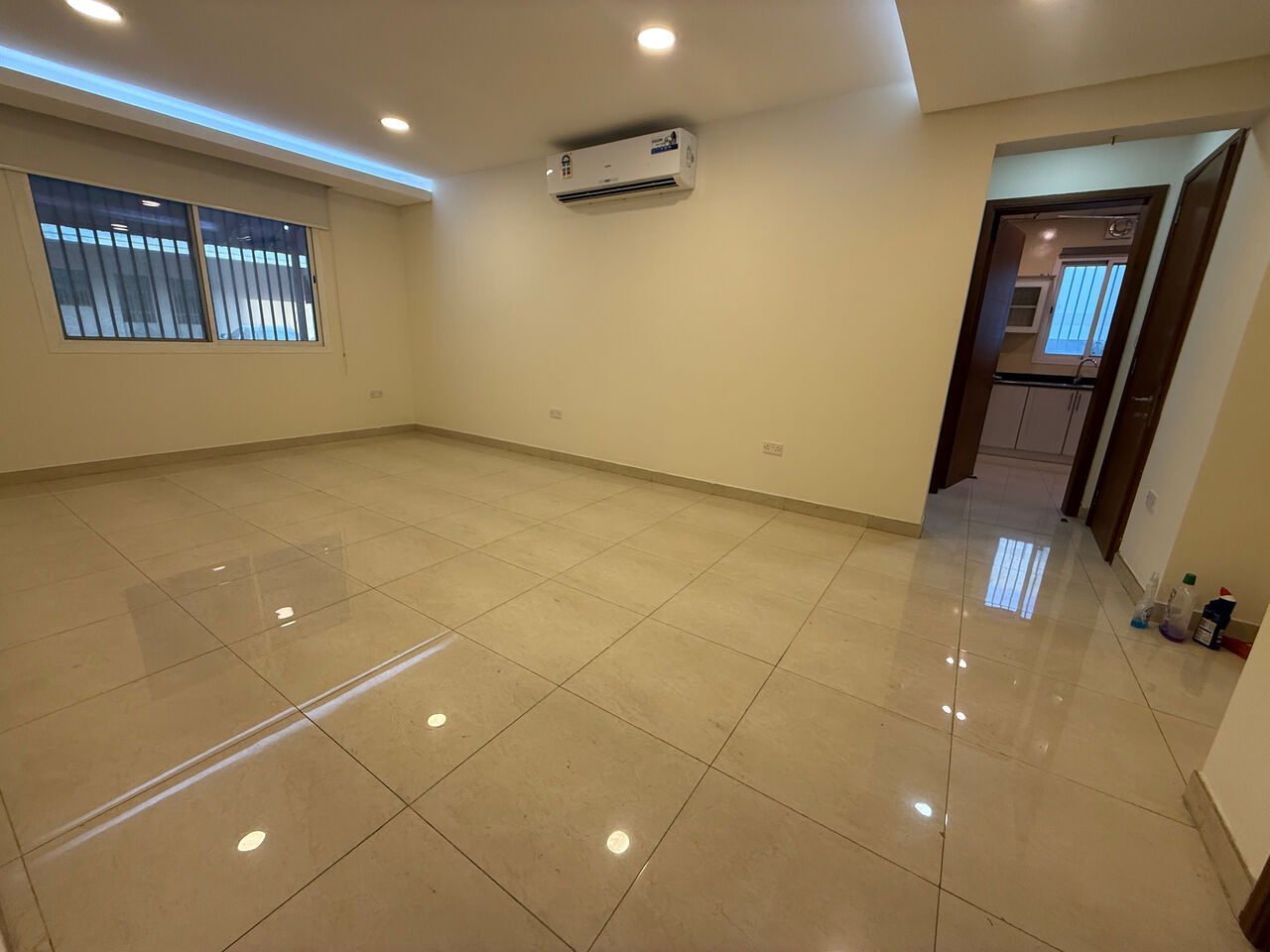 Tubli, Apartments, Flats, Houses & Villas, BHD 250/year,  2 BR,  Semi Furnished 2 Bhk Flat For Rent