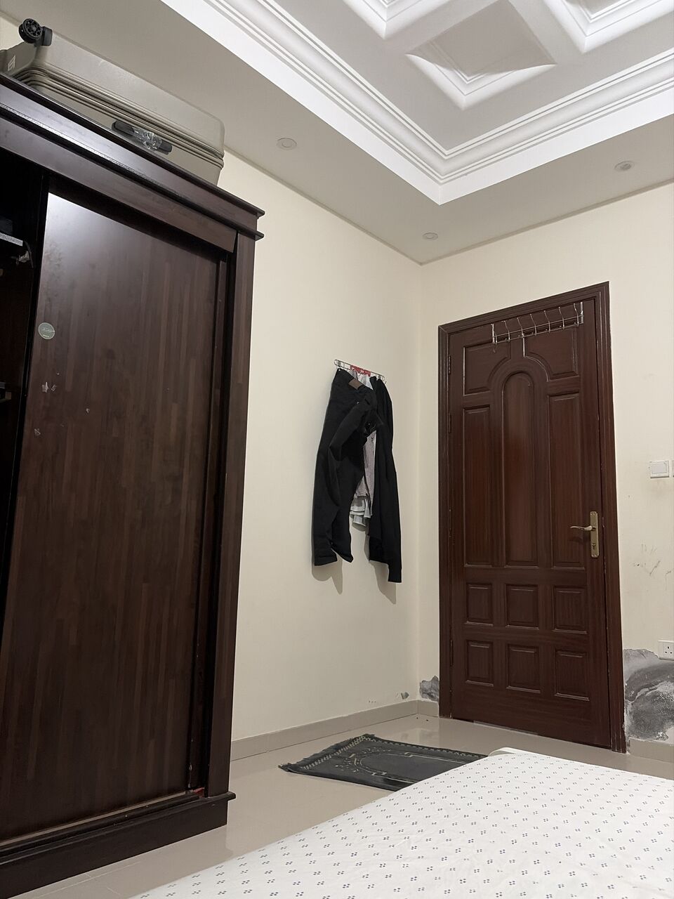 Jeddah, Rooms for Rent, SAR 750/month,  Furnished,  160 Sq. Meter,  Offering A Room From 2BHK Flat