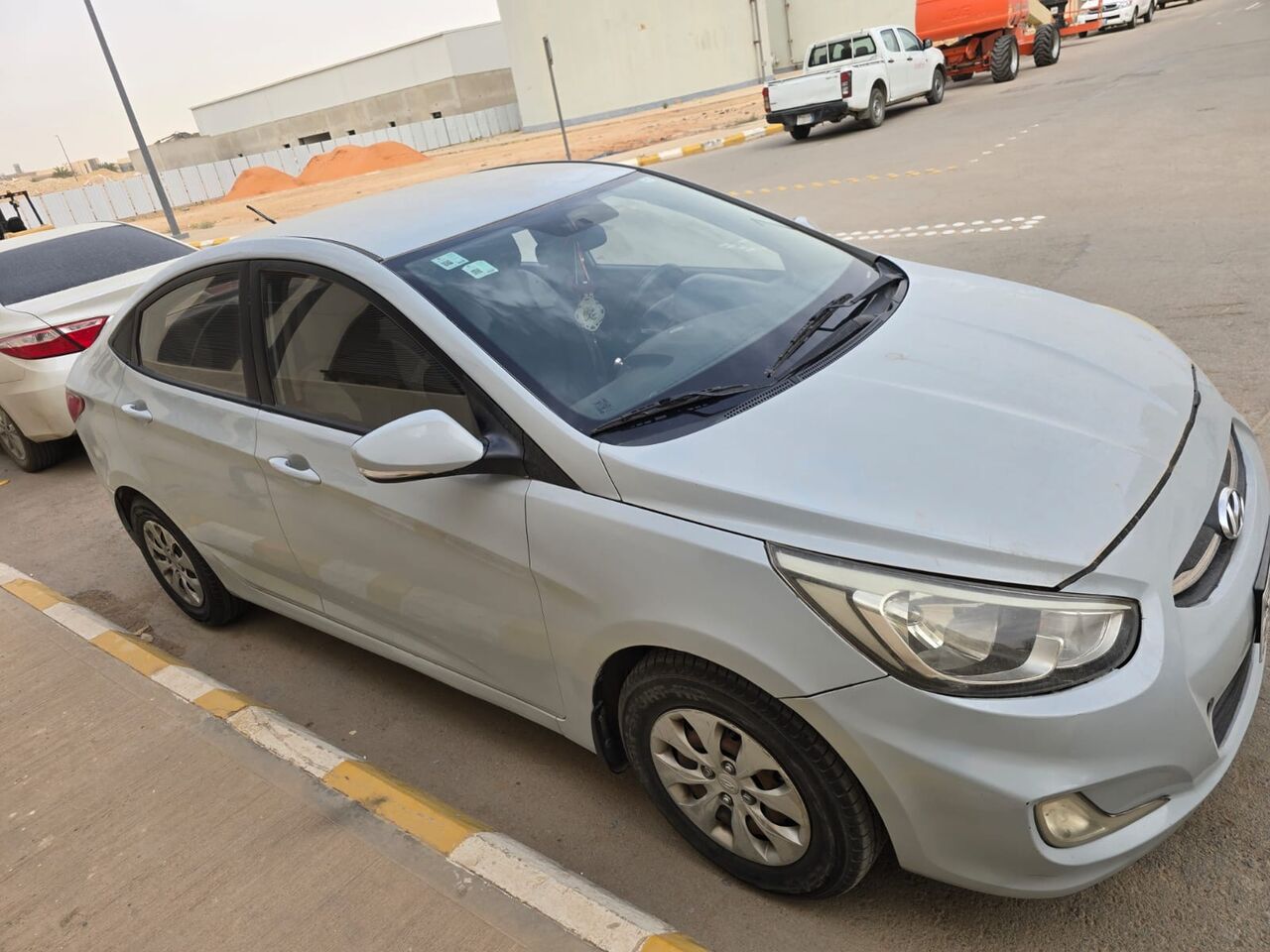 Riyadh, Vehicles, Cars & Trucks , SAR 21000,  2016 Hyundai Accent Sale For SR.21000,  2016,  Automatic,  200500 KM,  HYUNDAI ACCENT  Model  Transmission Sale For SR.21000 Fixed Price