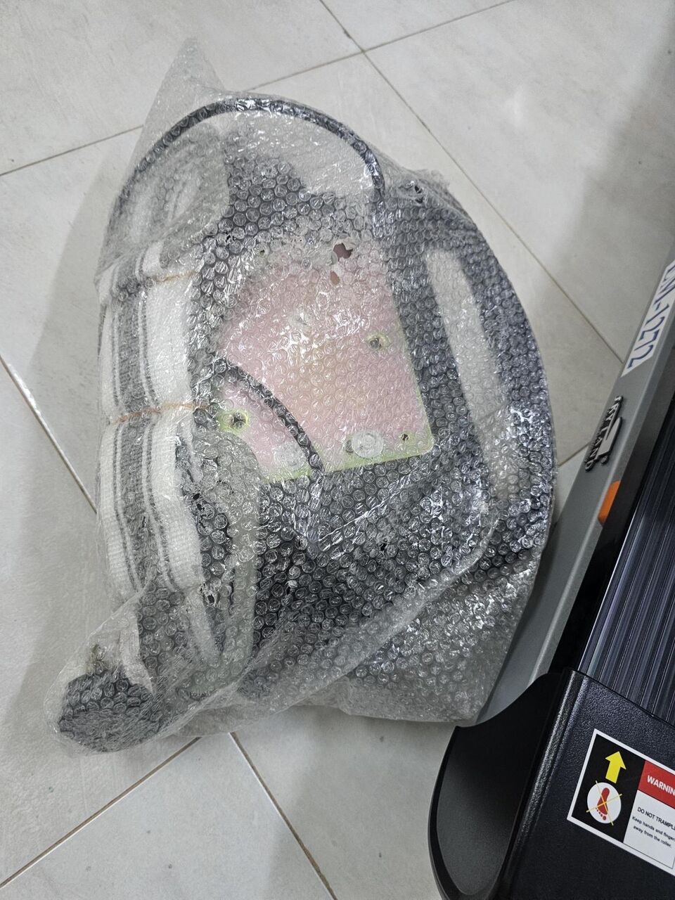 Jubail, Sporting Goods, SAR 1200,  Sky Land Treadmill With Massager