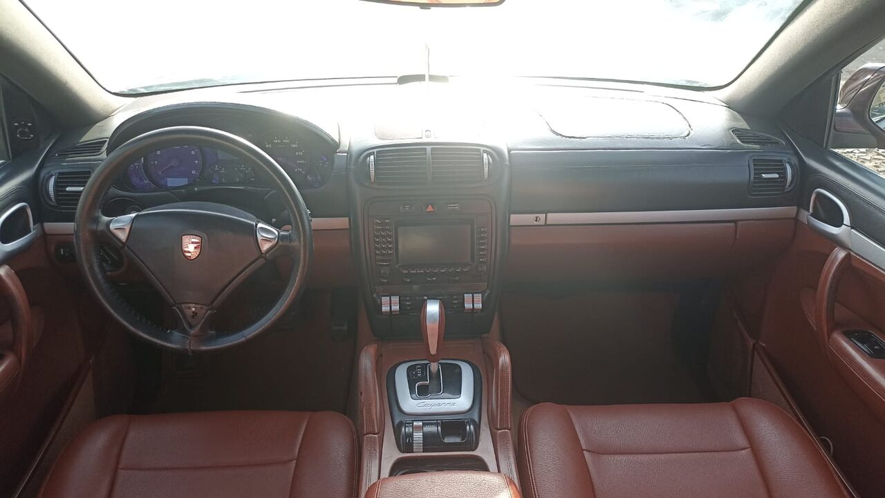 Riyadh, Vehicles, Cars & Trucks , SAR 22000,  Porsche Cayenne,  2008,  Automatic,  260000 KM,    SUV V6 All Wheel Drive Vehicle Is In Excellent Condition