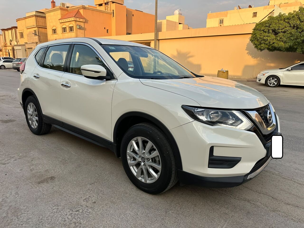 Riyadh, Vehicles, Cars & Trucks , SAR 65000,  Nissan X-Trail,  2022,  Automatic,  53000 KM,    (2.5) 2WD With Mid Option (1st Owner) Family Exit No Accident History