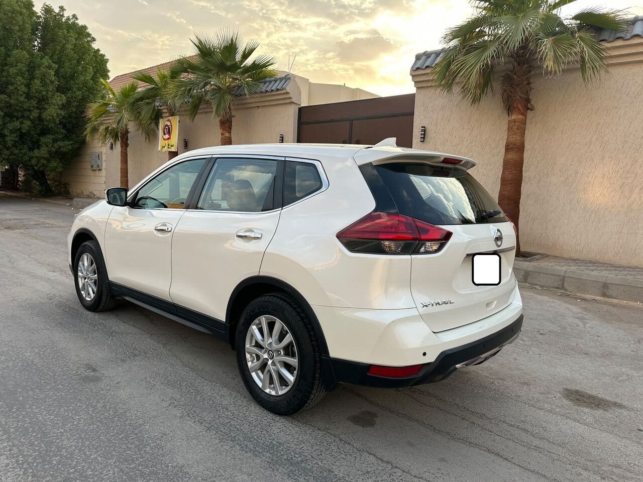 Riyadh, Vehicles, Cars & Trucks , SAR 65000,  Nissan X-Trail,  2022,  Automatic,  53000 KM,    (2.5) 2WD With Mid Option (1st Owner) Family Exit No Accident History