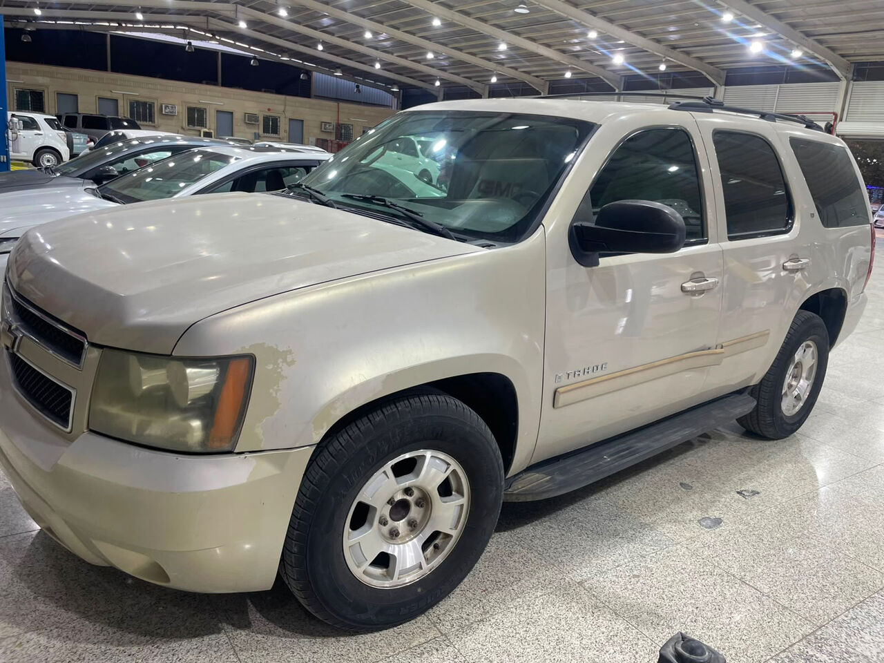 Riyadh, Vehicles, Cars & Trucks , SAR 18000,  Chevrolet Tahoe,  2009,  Automatic,  400000 KM,  Chevrolete Tahoe LT