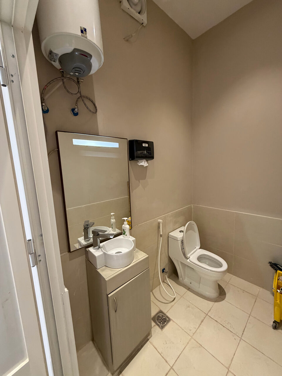 Jeddah, Businesses For Sale, Ladies Salon For Sale