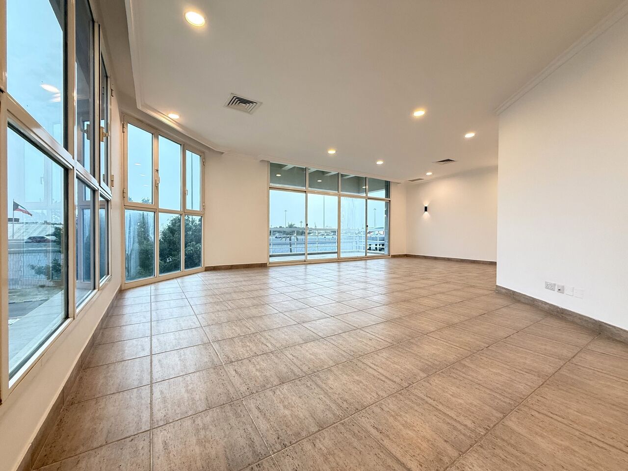 Salwa, Apartments, Flats, Houses & Villas, KWD 800/month,  4 BR,  Salwa &ndash; Very Nice, Spacious Four Bedroom Floors For Rent