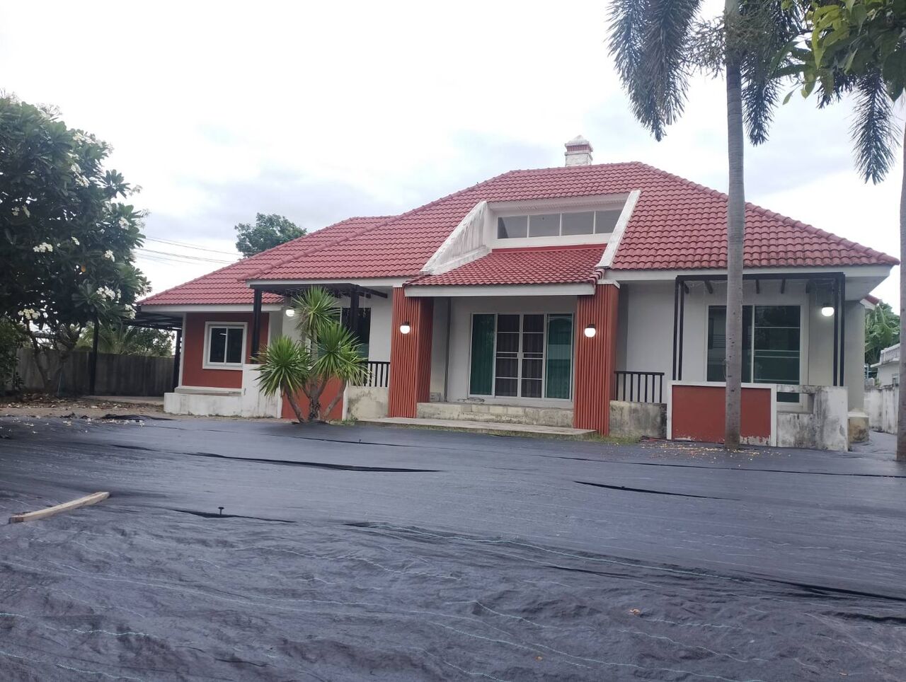 Bangkok, Real Estate For Sale, THB 4690000,  5 BR,  0 Sq. Feet,  For Sale/rent, Beautiful House, Ready To Move In, Good Location.  Royal View Village, Ban