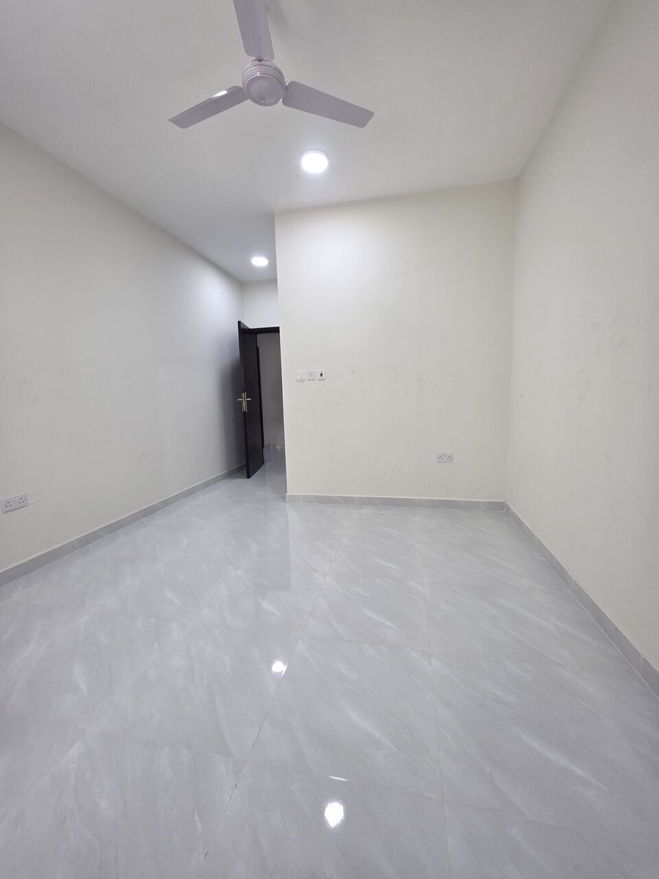 Adliya, Apartments, Flats, Houses & Villas, BHD 240/month,  2 BR,  @2BATHROOM Hall Kitchen Without Electricity Balcony Car Parking Brand New Building