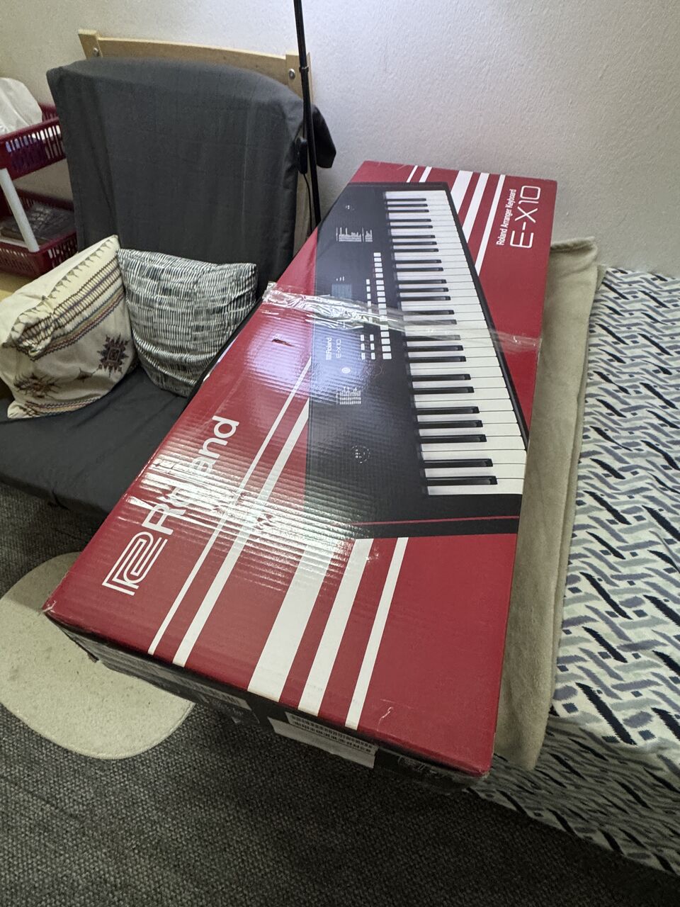 Al Malaz, Musical Instruments, SAR 600,  ROLAND E-X10 BRAND NEW ONLY 1 MONTH OLD