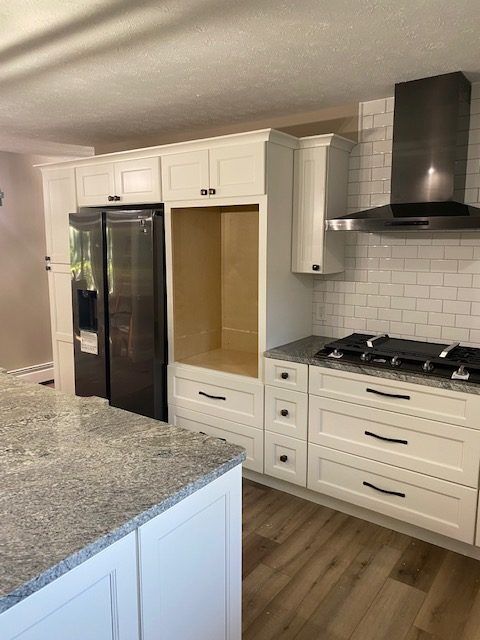 New York, Construction, Kitchen Renovation In Cleveland For Modern Home Upgrades