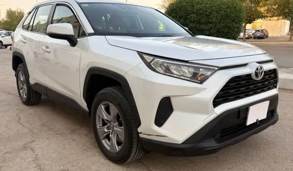 Riyadh, Vehicles, Cars & Trucks , SAR 78000,  TOYOTA RAV4,  2023,  Automatic,  105000 KM,  4X4 WHEEL DRIVE 2,0 LITER