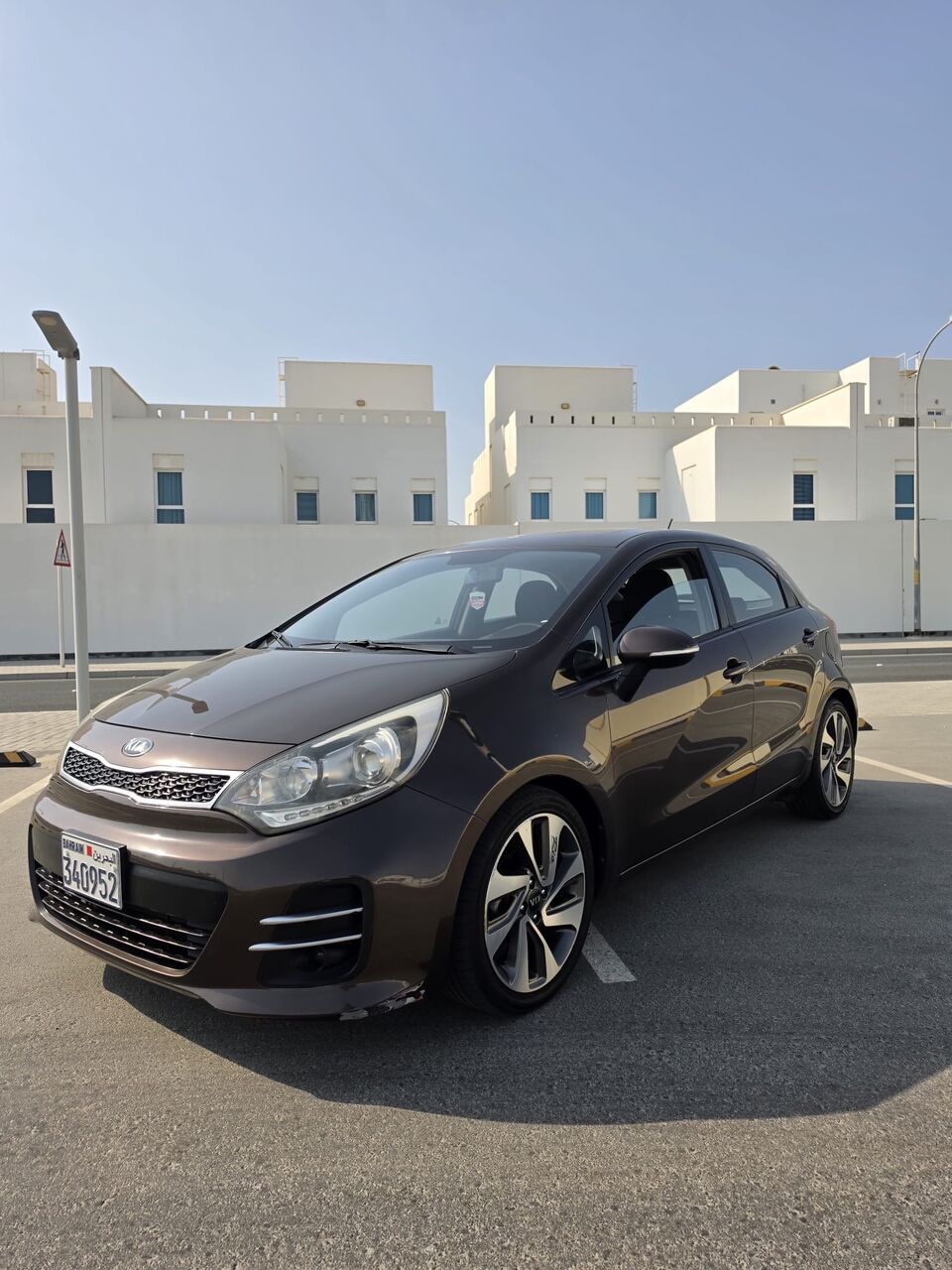 Manama, Vehicles, Cars & Trucks , BHD 2300,  Kia Rio Hatchback,  2016,  Automatic,  99000 KM,  For Sale Kia Rio