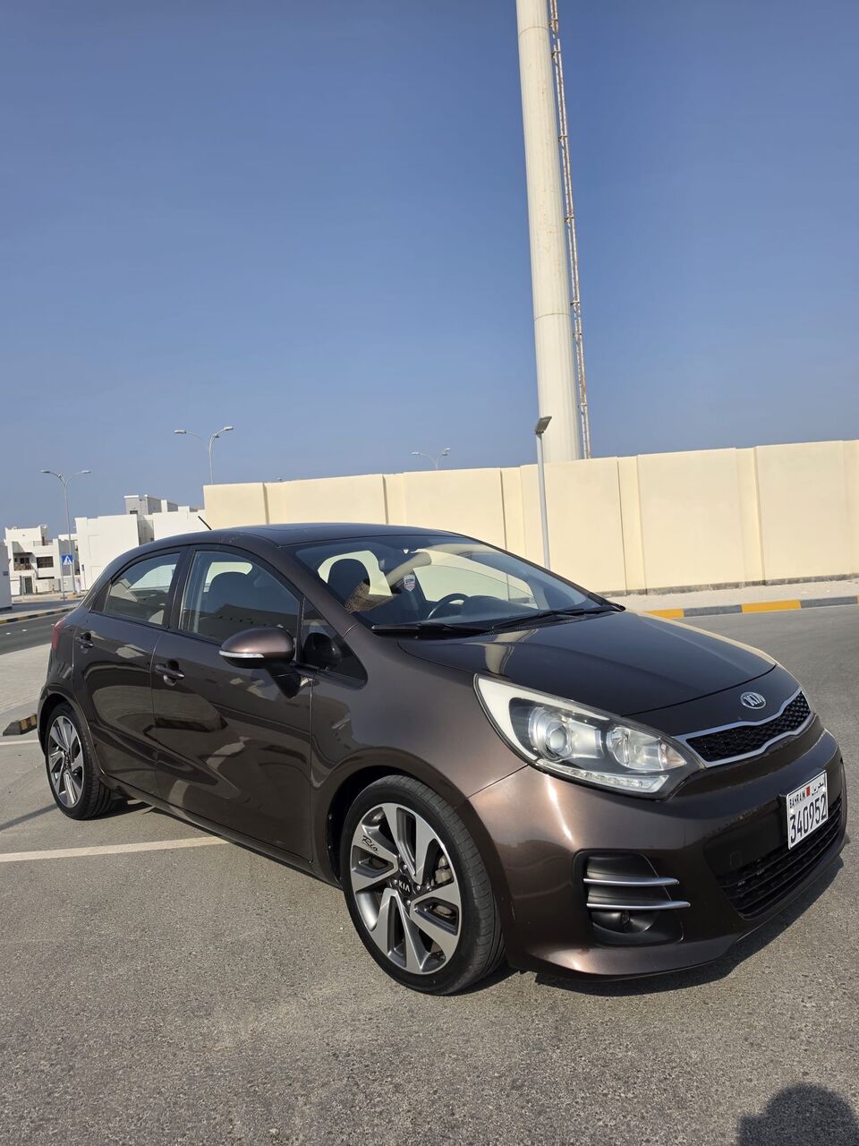 Manama, Vehicles, Cars & Trucks , BHD 2300,  Kia Rio Hatchback,  2016,  Automatic,  99000 KM,  For Sale Kia Rio