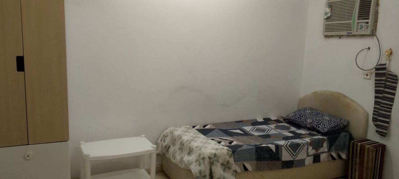 Riyadh, Apartments, Flats, Houses & Villas, SAR 1200/month,  Furnished,  1 BR,  Furnished Room For Rent Near Almalaz Metro Station (Bachelor Only)