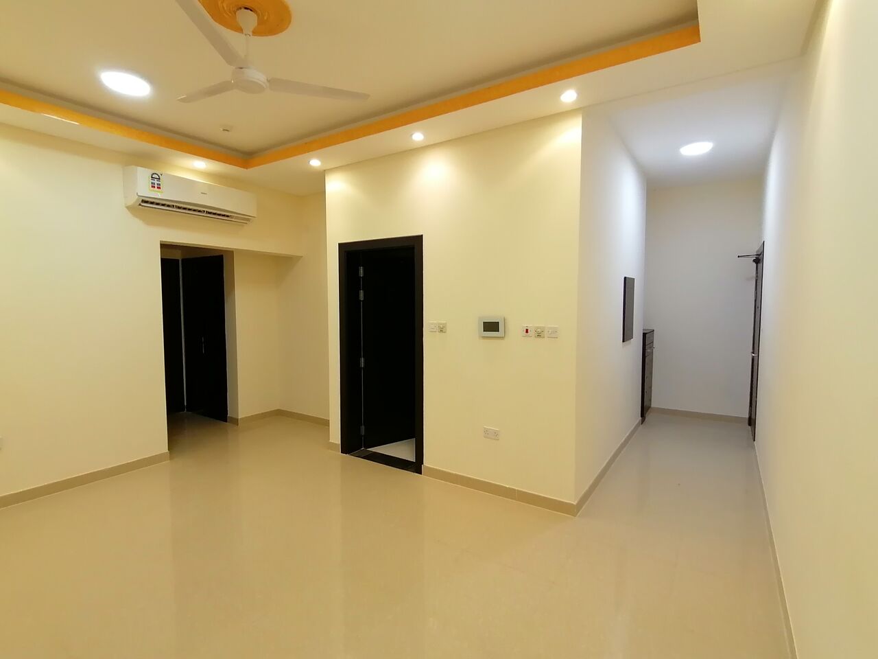 Busaiteen, Apartments, Flats, Houses & Villas, BHD 310/month,  2 BR,  100 Sq. Meter,  2 Bhk Luxury Semi Furnished Apartment Prime Location