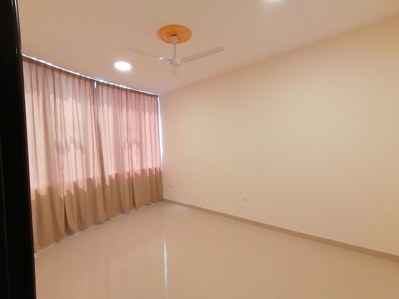 Busaiteen, Apartments, Flats, Houses & Villas, BHD 310/month,  2 BR,  100 Sq. Meter,  2 Bhk Luxury Semi Furnished Apartment Prime Location