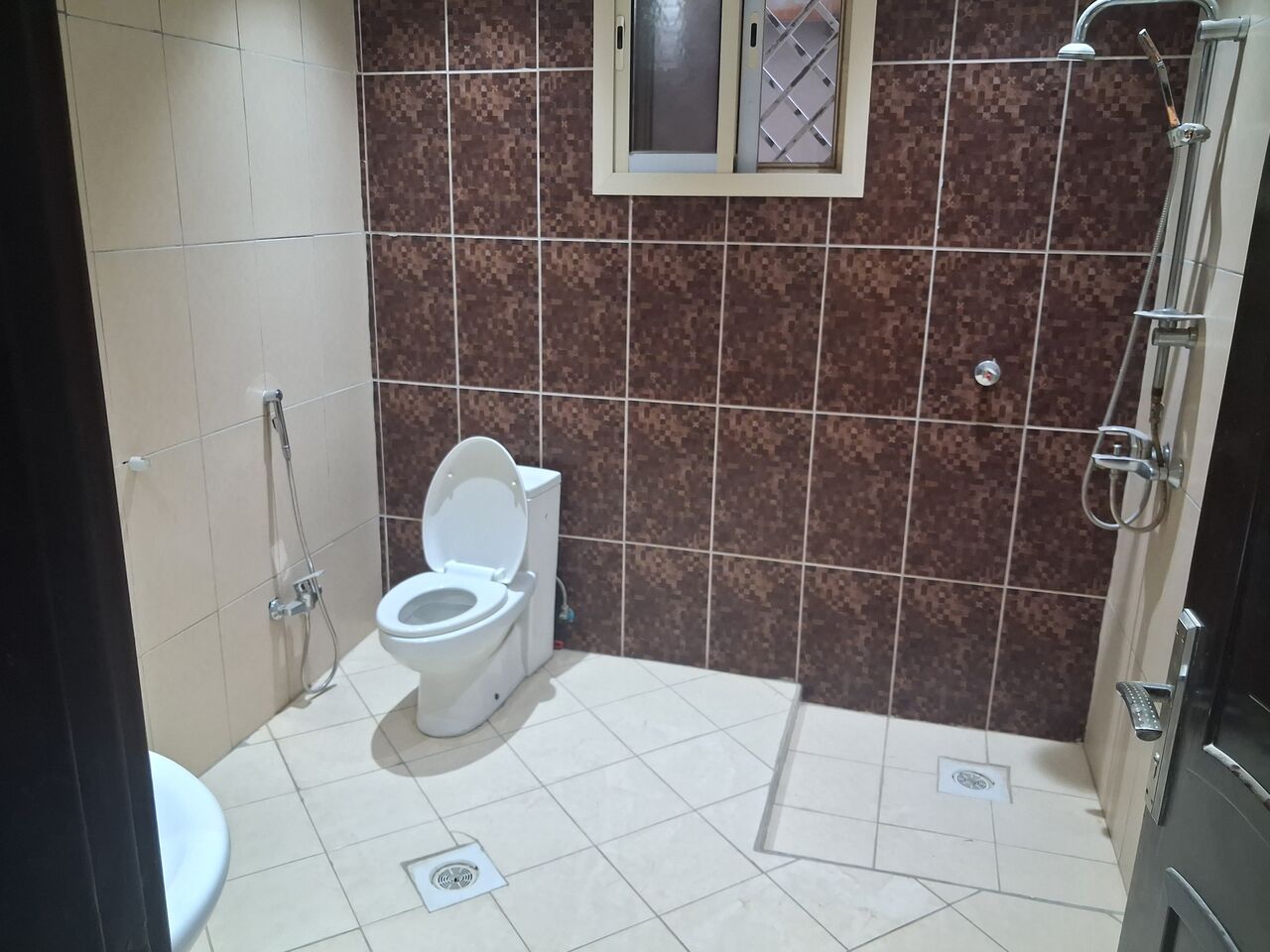 Riyadh, Apartments, Flats, Houses & Villas, SAR 50000/year,  3 BR,  Family Apartment Available In Ulaysha (Alisha)