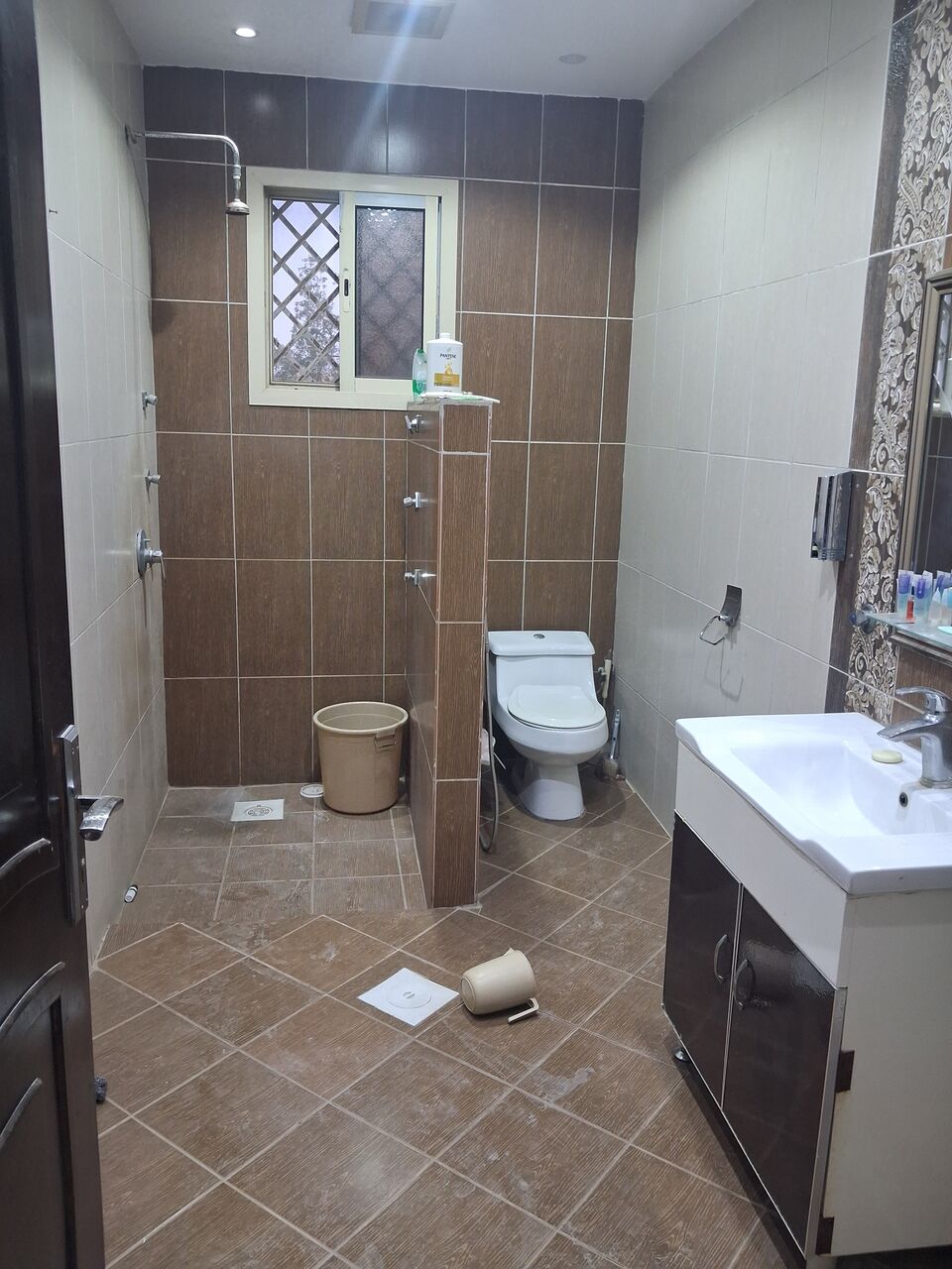 Riyadh, Apartments, Flats, Houses & Villas, SAR 50000/year,  3 BR,  Family Apartment Available In Ulaysha (Alisha)
