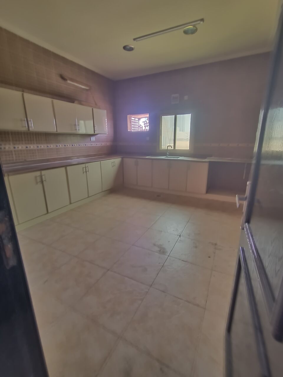 Gudaibiya, Apartments, Flats, Houses & Villas, BHD 200/month,  1 BR,  Semi Furnished Spacious 1 Bedroom Family Flat For Rent In Gudaibiya With Balcony