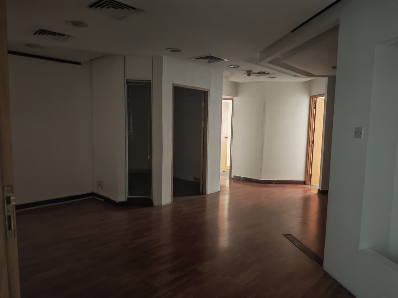 Deira, Offices, AED 105000,  1170 Sq. Feet,  Office For Rent In Abu Hail Deira | 1,170 Sq Ft | Commercial Office With Parking