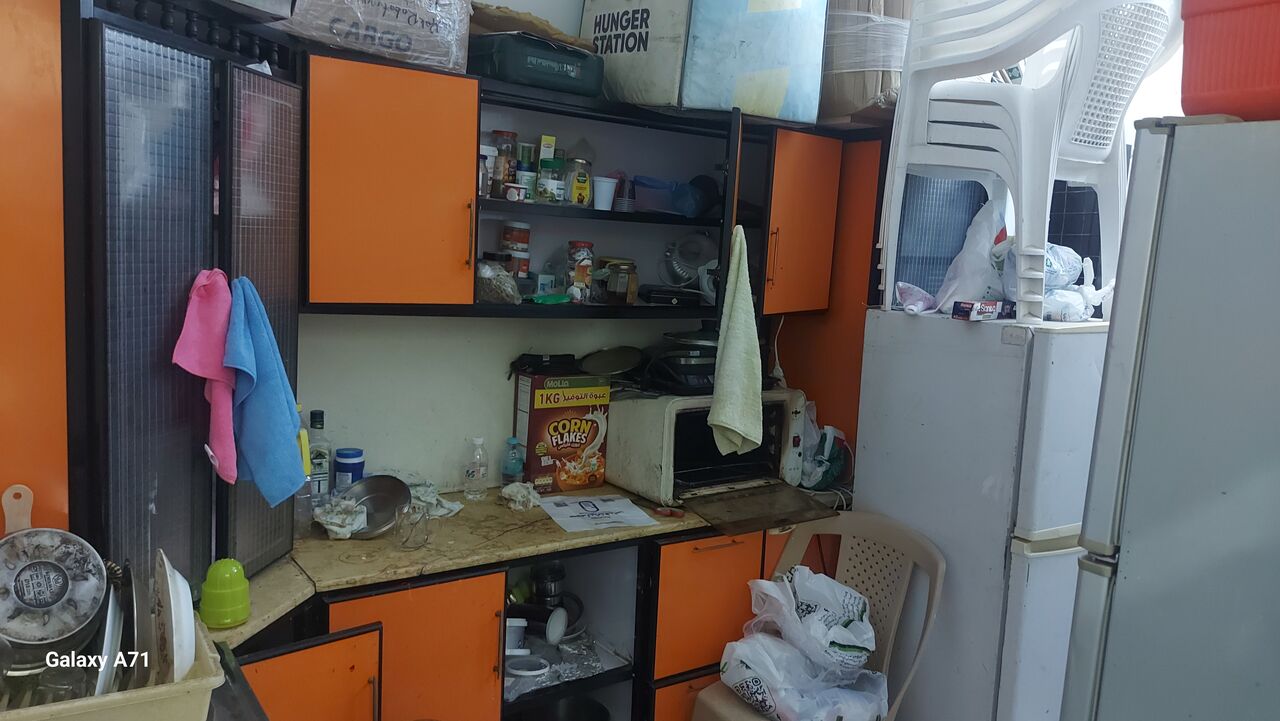 Jeddah, Roommates, SAR 750/month,  Rent Room Furnished