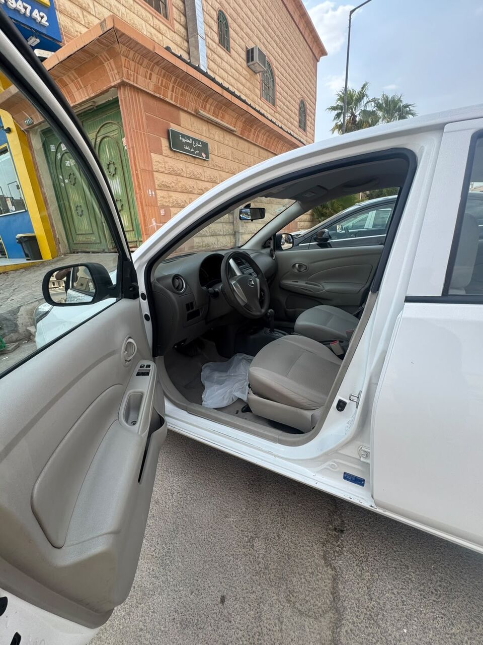 Riyadh, Vehicles, Cars & Trucks , SAR 20000,  Nissan Sunny,  2016,  Automatic,  90400 KM,
