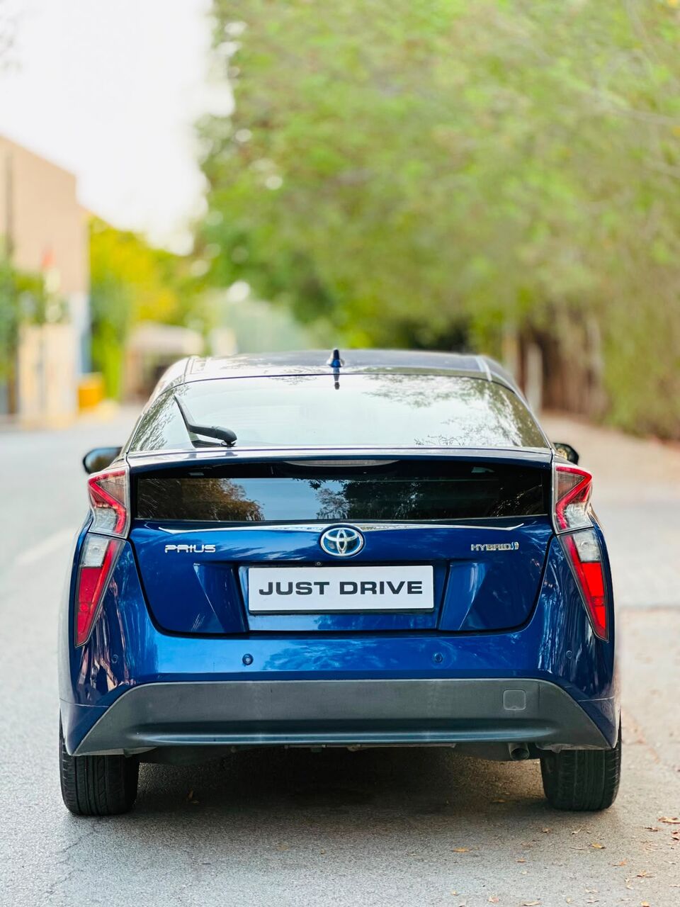Segaya, Vehicles, Cars & Trucks , BHD 3650,  Toyota Prius,  2017,  Automatic,  107000 KM,   HYBRID  MODEL EXCELLENT USED CAR CALL OR WHATSAPP ON  35400768 ,33665080